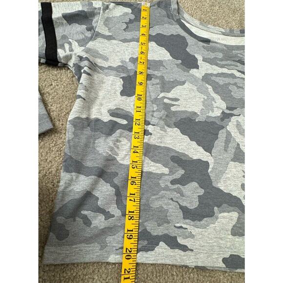 Soho Camo Crop Soft Cozy Sweater Women’s Size Medium New - Picture 7 of 8